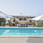 Lovely In * Caronia